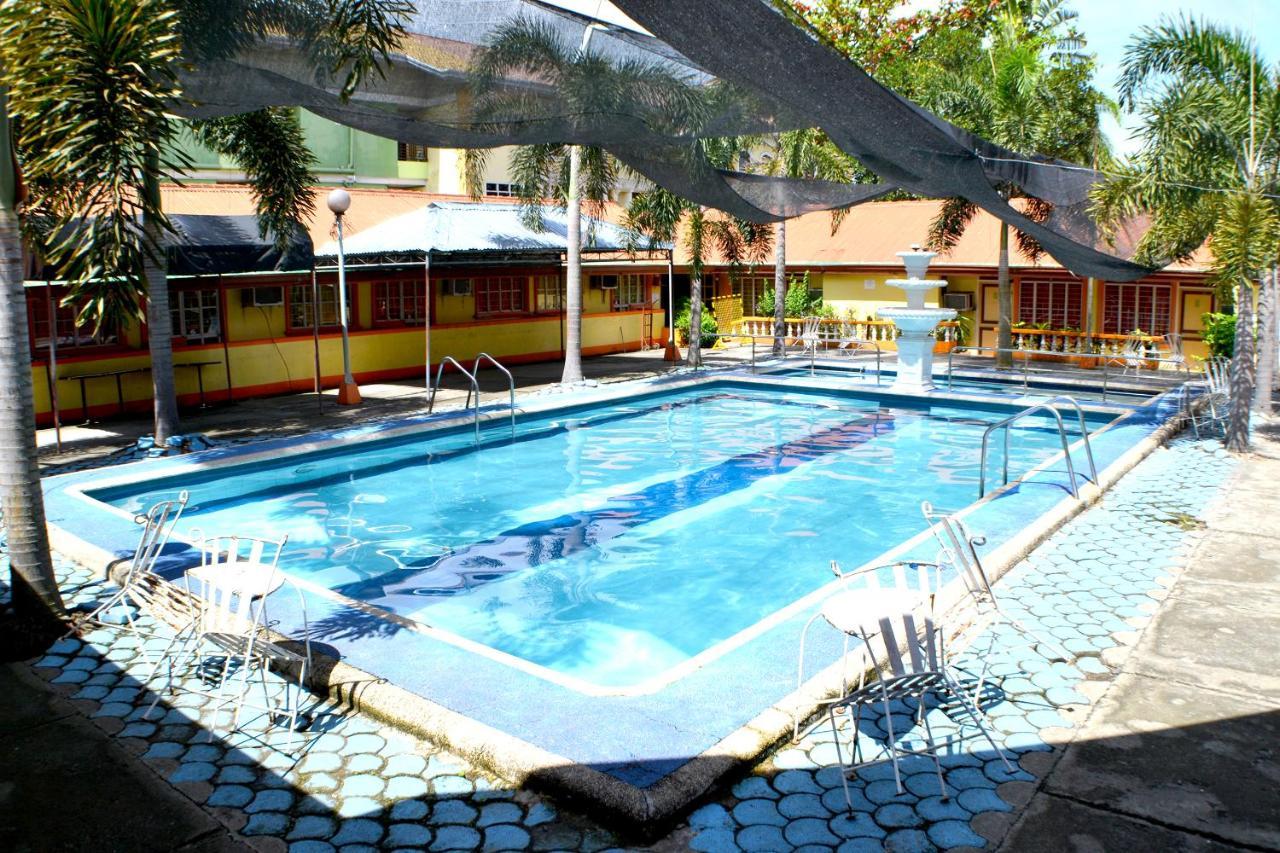 Rufina'S Leisure Center Hotel Tagum Exterior foto