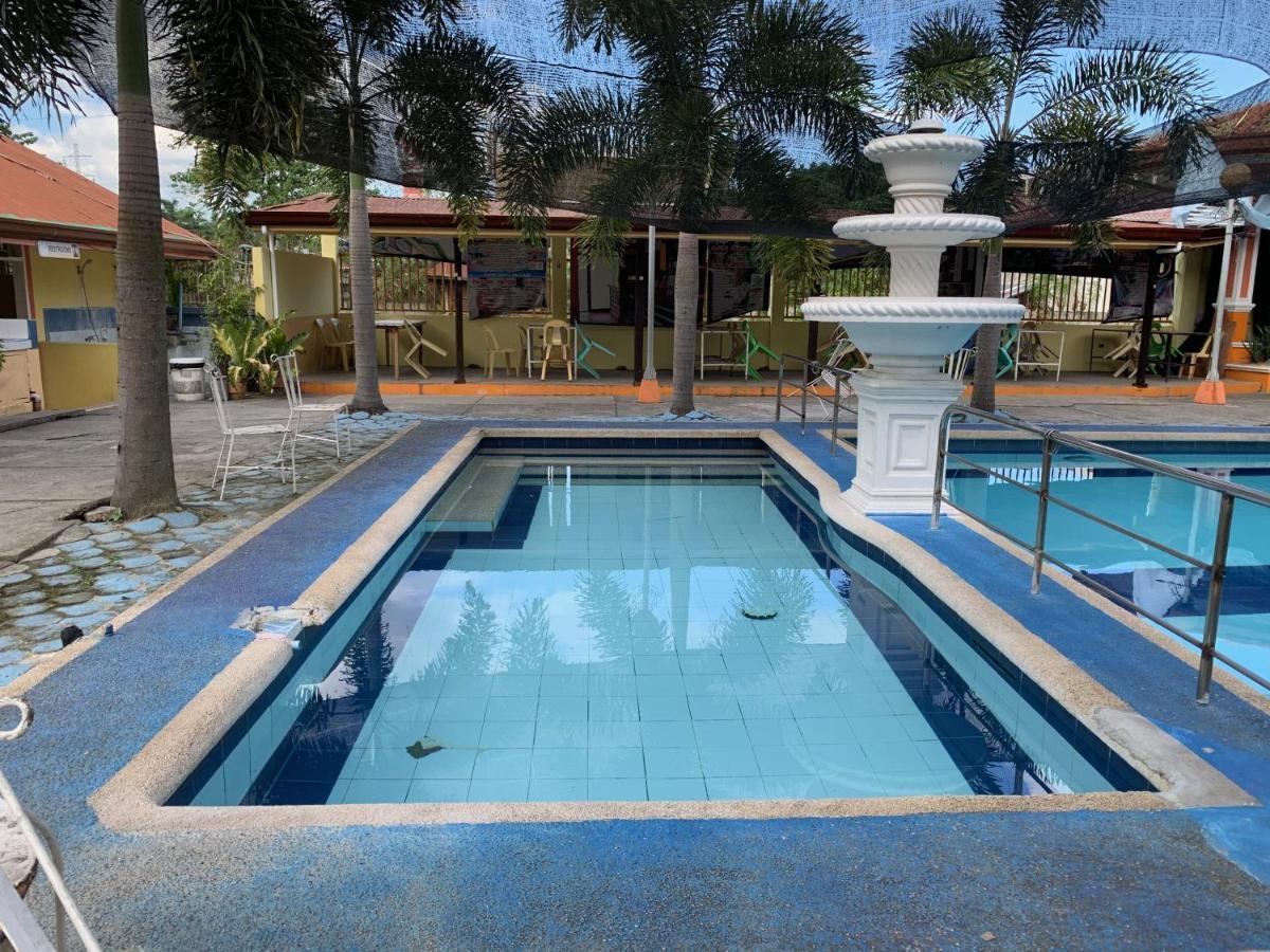 Rufina'S Leisure Center Hotel Tagum Exterior foto