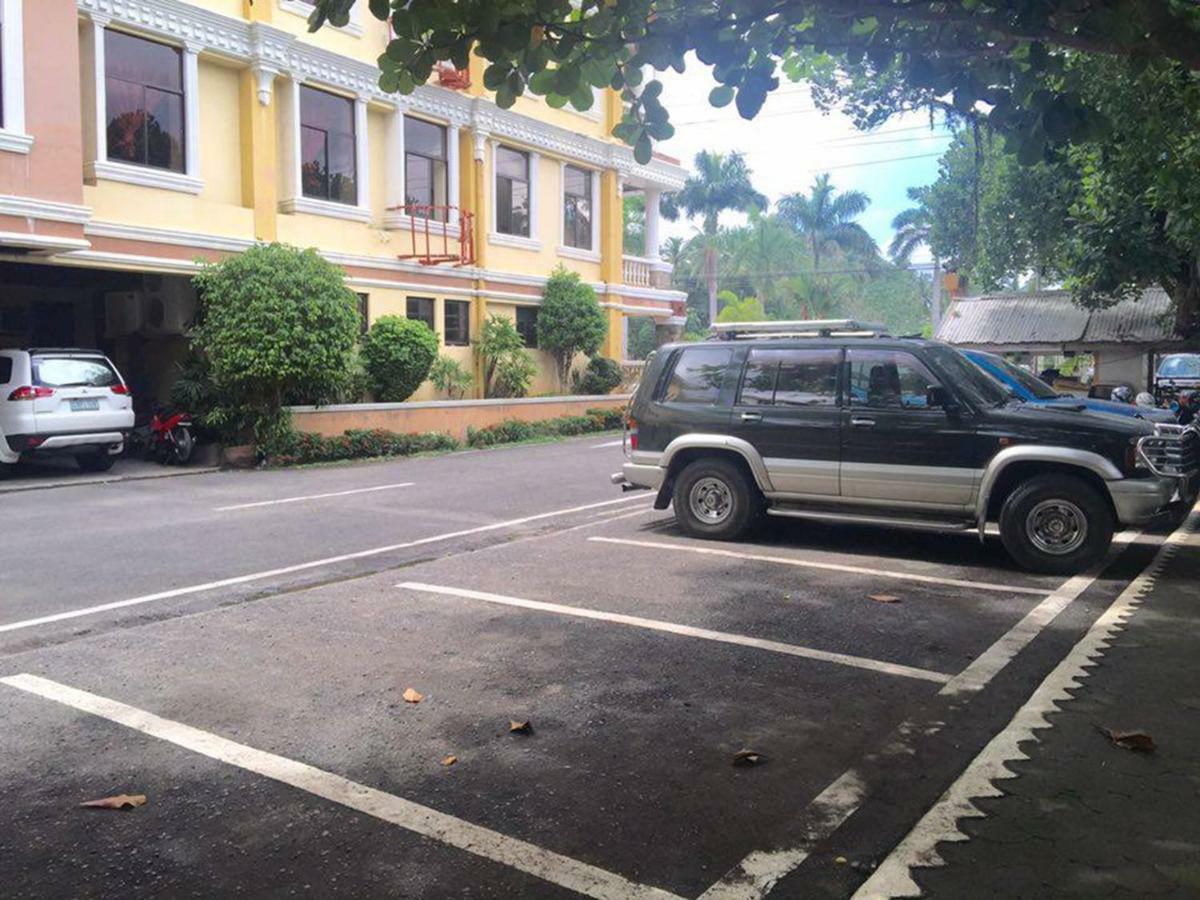 Rufina'S Leisure Center Hotel Tagum Exterior foto